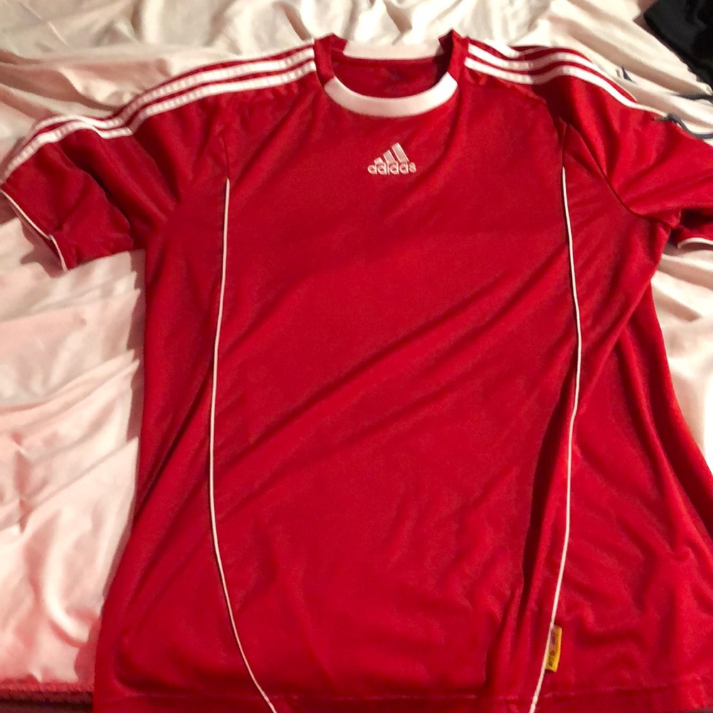 Adidas t shirt men’s large